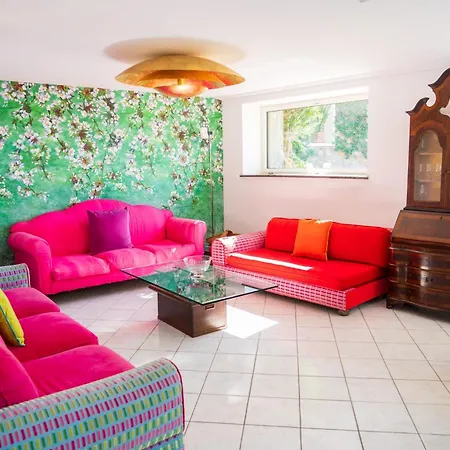 Danima Villa Capri