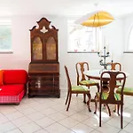 Danima Villa Capri