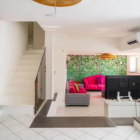 Danima فيلة كابري